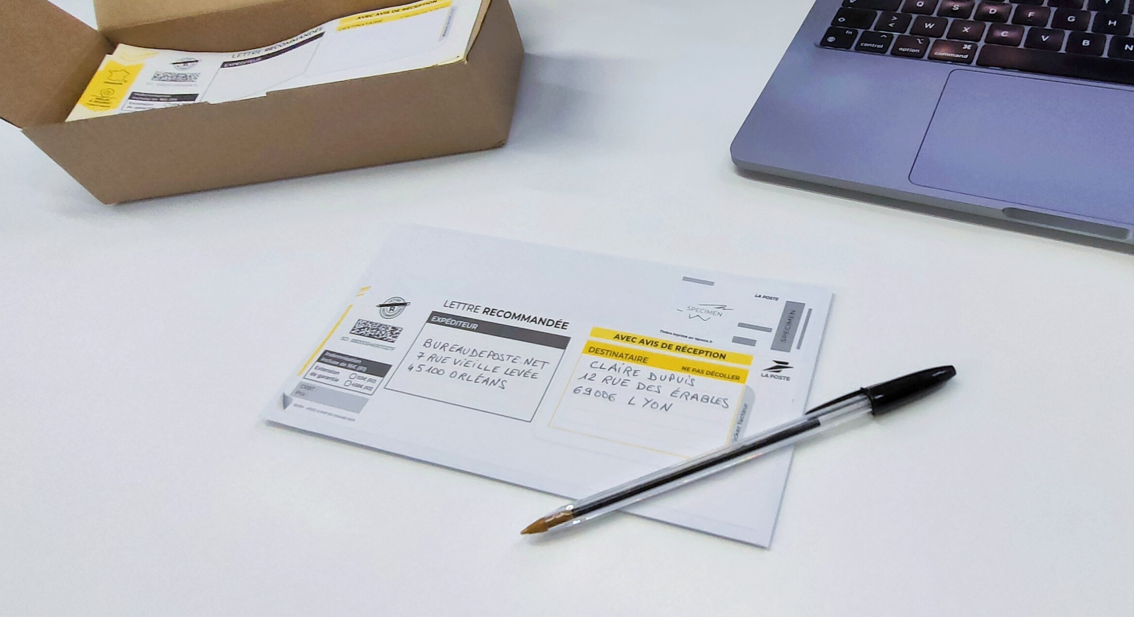 Bureaudeposte-Recommande-LRSD-avec-AR-enveloppe-bureau Lettre recommandée LRSD avec avis de réception collée sur une enveloppe – Bureaudeposte.net